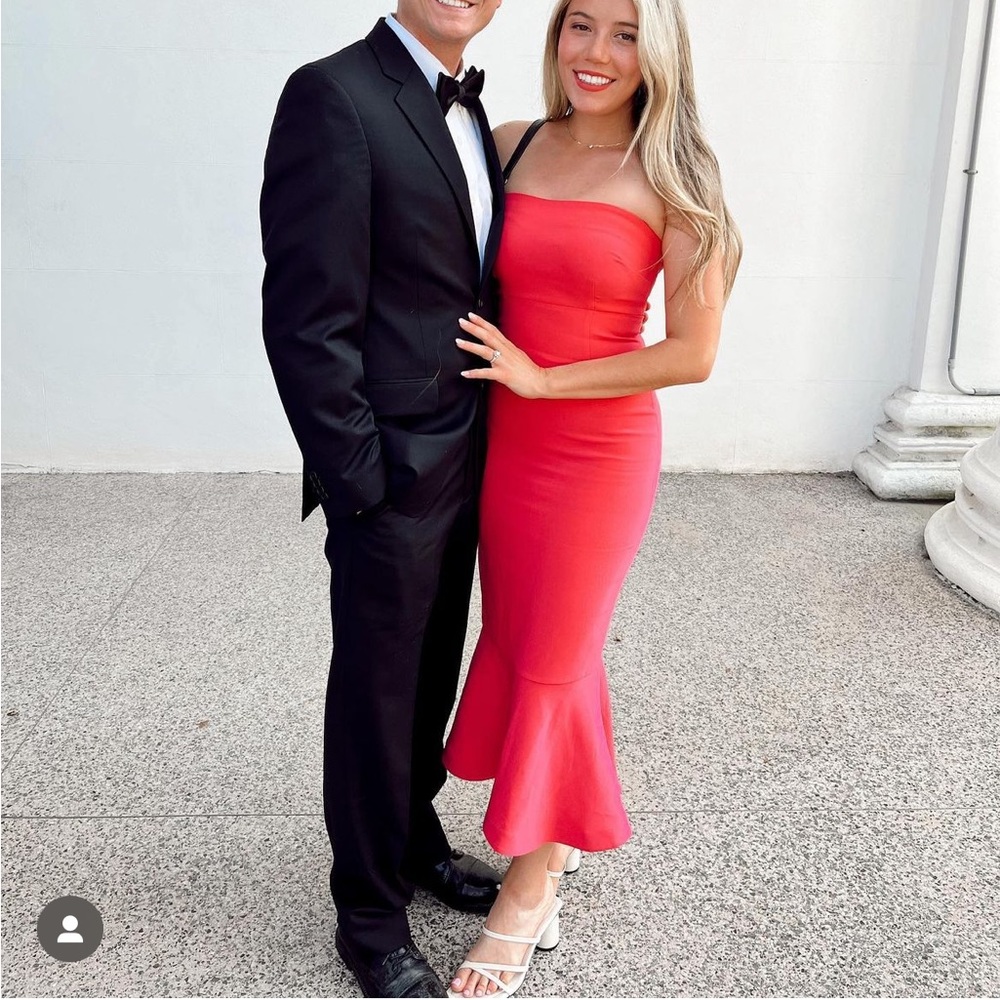 Cinq À Sept Luna Hot Pink Strapless Midi Dress